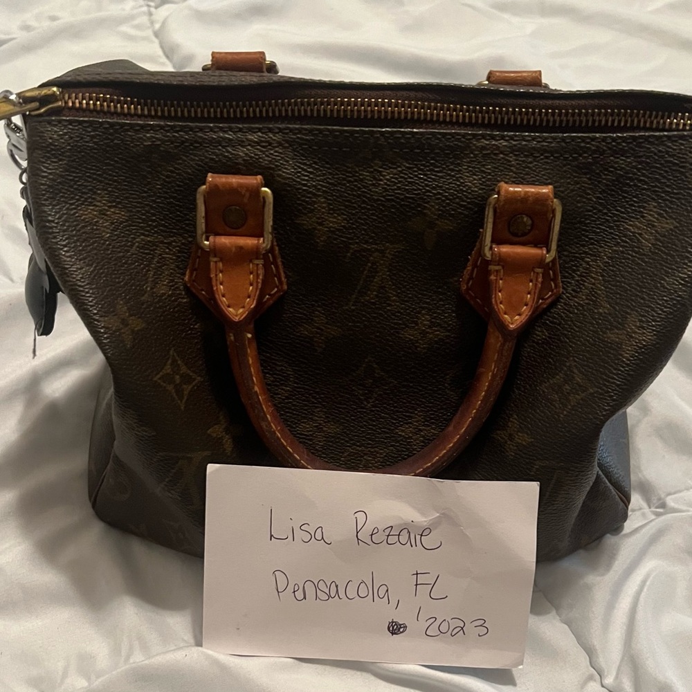 24 Hr FLASH SALE ONLY Vintage Louis Vuitton Speedy 25